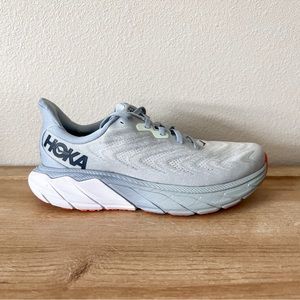 Women’s Hoka Arahi